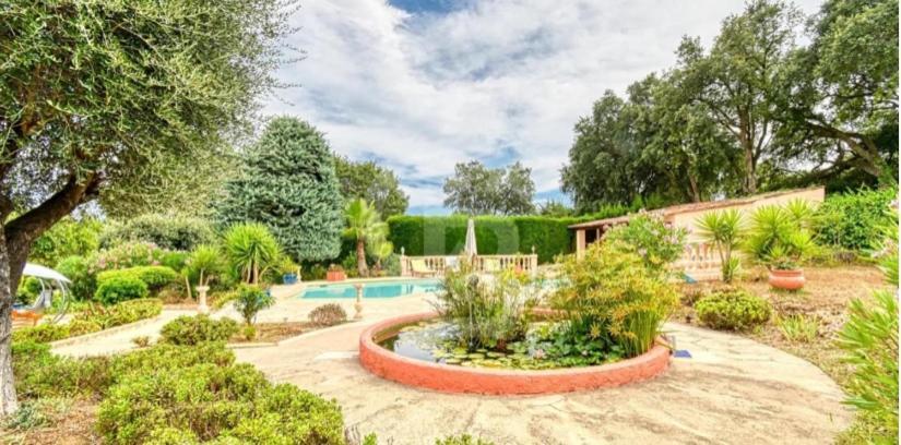 הוילה ואלאוריס Domaine Des Tuilieres Avec Piscine מראה חיצוני תמונה