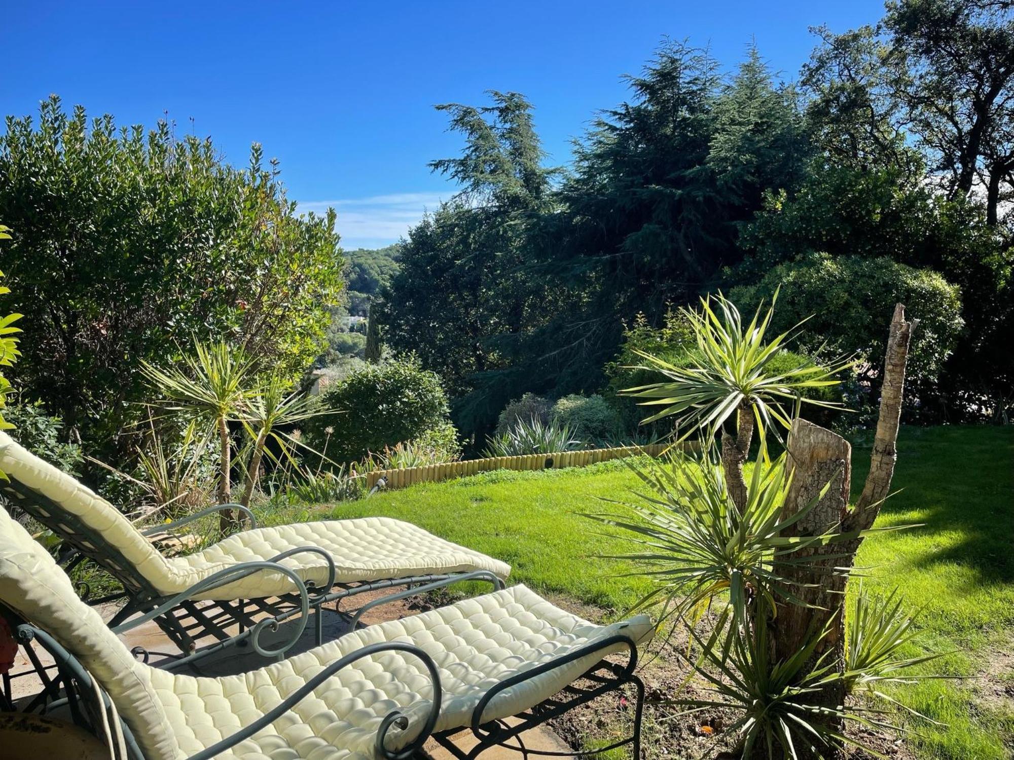 הוילה ואלאוריס Domaine Des Tuilieres Avec Piscine מראה חיצוני תמונה